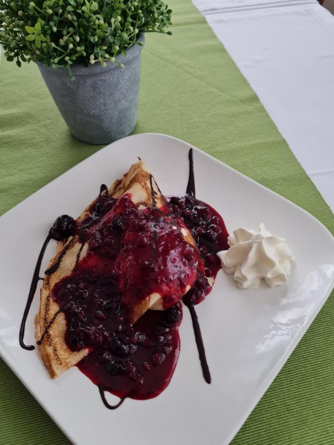 Restoran I Sobe Savic Bed & Breakfast Krnjak Екстериор снимка
